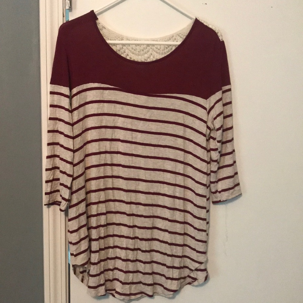 Quarter length sleeved shirt